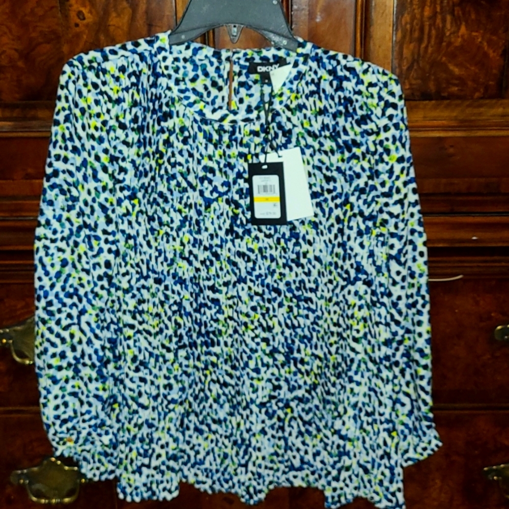DKNY Icy Peaks pleated top